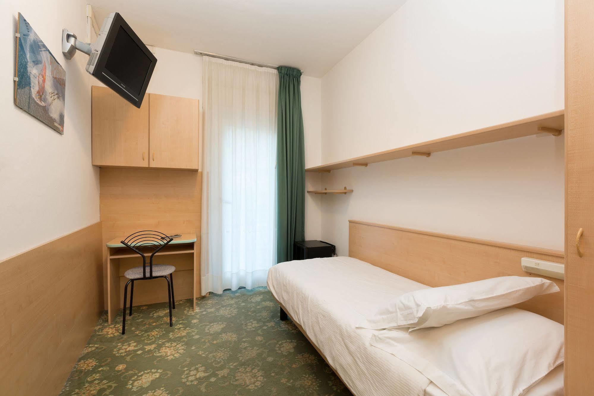 Casa Nataly Bed & Breakfast Torbole Sul Garda Ngoại thất bức ảnh