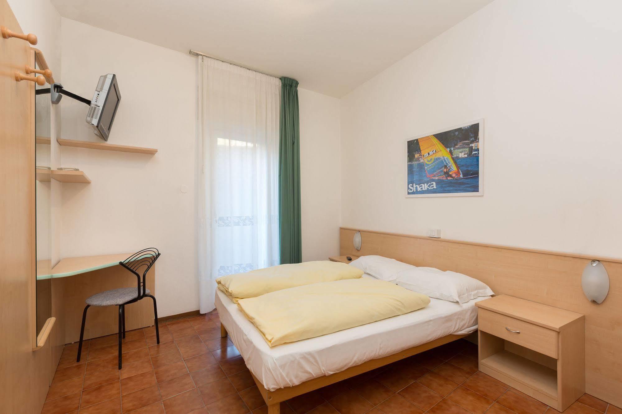Casa Nataly Bed & Breakfast Torbole Sul Garda Ngoại thất bức ảnh