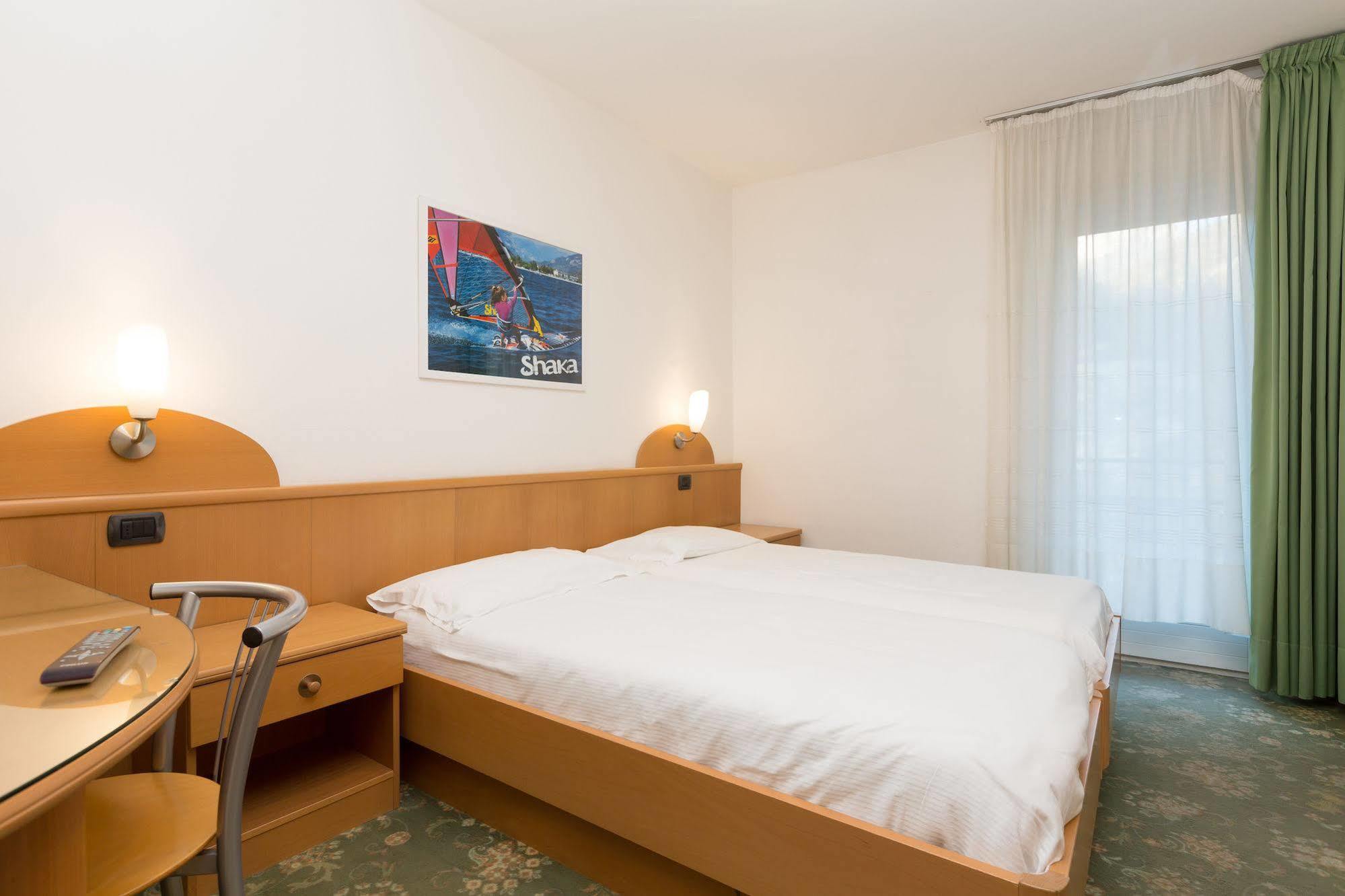 Casa Nataly Bed & Breakfast Torbole Sul Garda Ngoại thất bức ảnh