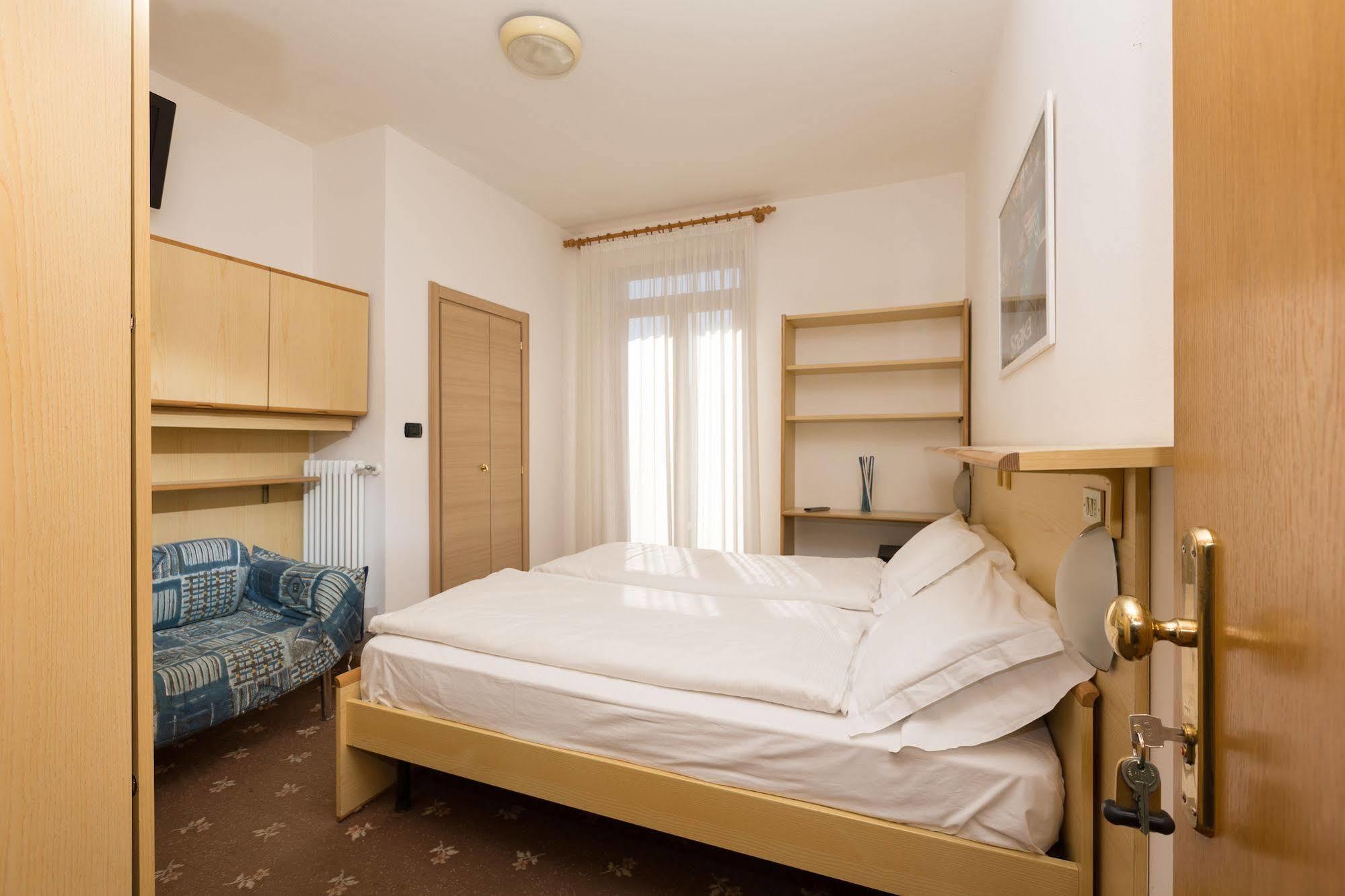Casa Nataly Bed & Breakfast Torbole Sul Garda Ngoại thất bức ảnh