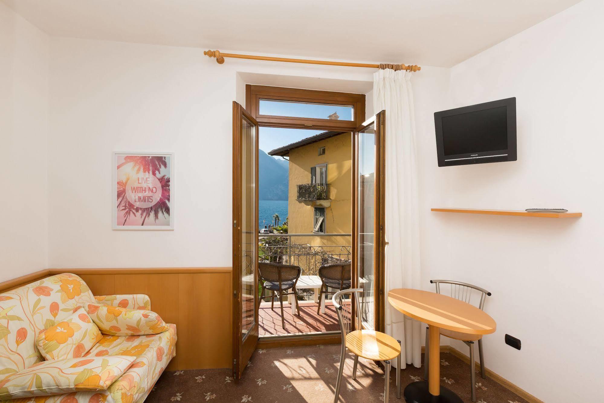 Casa Nataly Bed & Breakfast Torbole Sul Garda Ngoại thất bức ảnh