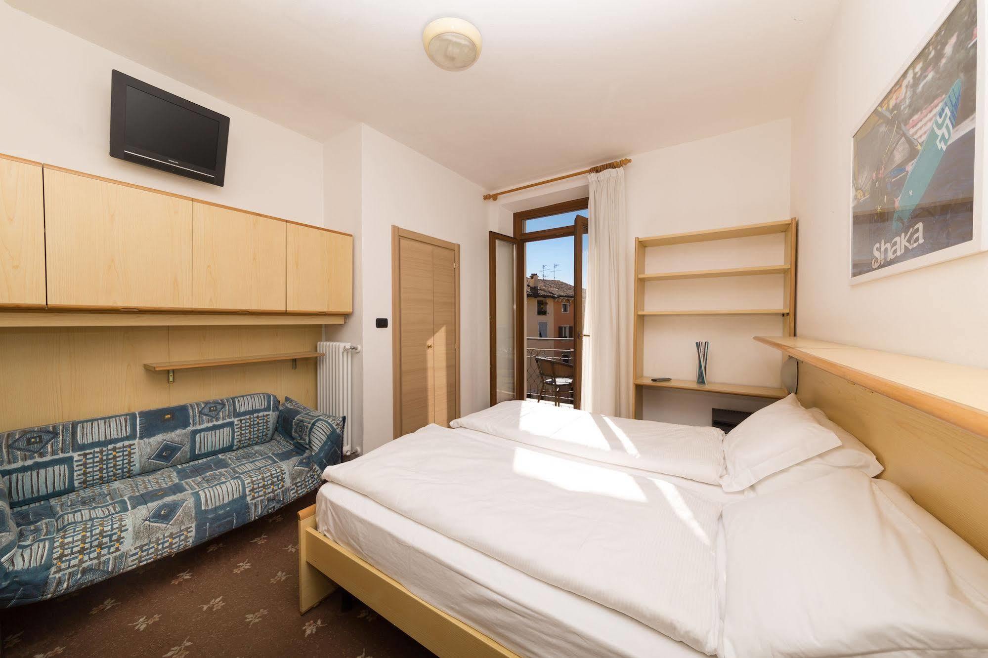 Casa Nataly Bed & Breakfast Torbole Sul Garda Ngoại thất bức ảnh